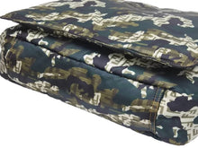 画像をギャラリービューアに読み込む, 極美品 FENDI フェンディ ショルダーバッグ 斜めがけバッグ ズッキーノ カモフラ AM09142 ナイロン カーキ ブラック 中古 44764