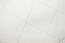 画像をギャラリービューアに読み込む, CHANEL シャネル 2WAYウエストバッグ 2017SS A93842 24番台 ツイード ラムスキン ホワイト マルチカラー 美品 中古 47394