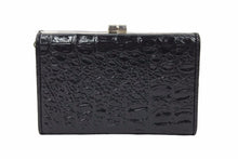 画像をギャラリービューアに読み込む, VERSACE ヴェルサーチ クラッチバッグ ポーチ クロコ柄 がま口 レザー ブラック シルバー金具 レディース 保存袋有 良品 中古 47891