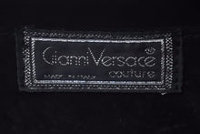 画像をギャラリービューアに読み込む, VERSACE ヴェルサーチ クラッチバッグ ポーチ クロコ柄 がま口 レザー ブラック シルバー金具 レディース 保存袋有 良品 中古 47891