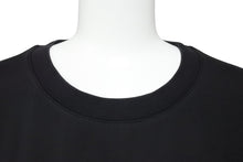 Load image into Gallery viewer, BURBERRY バーバリー ひし形 ロゴ プリント 半袖Ｔシャツ ブラック 黒 ホワイト 白 トップス 80201831 美品 XL 中古 51156