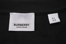 Load image into Gallery viewer, 極美品 BURBERRY バーバリー オーク リーフ クレスト クルーネック 半袖Ｔシャツ 8071594 ブラック ピンク サイズXL 中古 51160