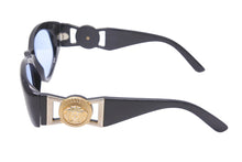 画像をギャラリービューアに読み込む, VERSACE ヴェルサーチ サングラス MOD 424 COL 852 BK メデューサ ブラック ゴールド金具 ブルーレンズ 中古 52097