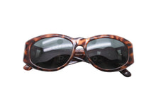 画像をギャラリービューアに読み込む, VERSACE ヴェルサーチ サングラス メデューサ MOD 424 COL 869 OD ブラウン ブラック ゴールド金具 美品 中古 52098