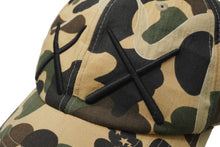 Load image into Gallery viewer, A Bathing ape アベイシングエイプ BAPE KAWS カウズ キャップ 帽子 1stCamo 日本製 コットン ベージュ カーキ 美品 中古 52530
