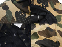 Load image into Gallery viewer, A Bathing ape アベイシングエイプ BAPE KAWS カウズ キャップ 帽子 1stCamo 日本製 コットン ベージュ カーキ 美品 中古 52530