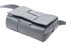 画像をギャラリービューアに読み込む, BOTTEGAVENETAボッテガヴェネタ ショルダーバッグ グレー イントレチャート キャンディーカセット 666688VMAY13722 美品 中古 53388