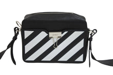 画像をギャラリービューアに読み込む, OFF WHITE オフホワイト カメラバッグ ショルダーバッグ イタリア製 レザー ブラック ホワイト シルバー金具 美品 中古 53659