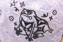 画像をギャラリービューアに読み込む, 極美品 LouisVuitton ルイヴィトン 2023SS キャップ カートゥーン M8158M キャスケットデニムモノグラム ブルー ピンク 中古 54261