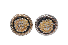 画像をギャラリービューアに読み込む, VERSACE ヴェルサーチ イヤリング 両耳 丸型 メデューサ クリップ式 GP ブラック ゴールド金具 レディース 17g 美品 中古 55121