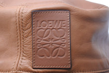 画像をギャラリービューアに読み込む, 極美品 LOEWE ロエベ バケットハット フィッシャーマンハット ブラウン ナパカーフ サイズ 57 112.10.010 中古 55446