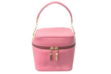 画像をギャラリービューアに読み込む, Givenchy ジバンシー アクセサリーポーチ バニティ ポーチ ピンク ロゴ入り ゴールド金具 良品 中古 58312