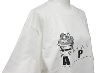 Load image into Gallery viewer, 極美品 A BATHING APE アベイシングエイプ 半袖Ｔシャツ 15周年記念 ランチボックス付き MTE-03008 サイズM 中古 58882