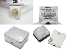 Load image into Gallery viewer, 極美品 A BATHING APE アベイシングエイプ 半袖Ｔシャツ 15周年記念 ランチボックス付き MTE-03008 サイズM 中古 58882