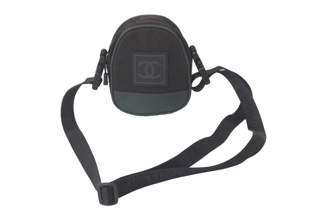 CHANEL シャネル スポーツライン ショルダーバッグ ポーチ キャンバス メッシュ ブラック カーキ 8511921 美品 中古 59647