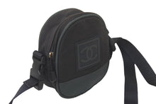 画像をギャラリービューアに読み込む, CHANEL シャネル スポーツライン ショルダーバッグ ポーチ キャンバス メッシュ ブラック カーキ 8511921 美品 中古 59647