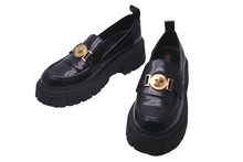 画像をギャラリービューアに読み込む, VERSACE ヴェルサーチ ローファー メデューサ 厚底 レザー サイズ38 ブラック ゴールド金具 美品 中古 61326