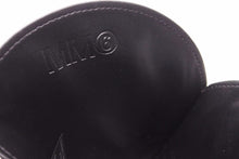 画像をギャラリービューアに読み込む, MM6 Maison Margiela メゾン マルジェラ 20AW ポーチ カード入れ ケース レザー 円状 ブラック S63UI0053 未使用 35532